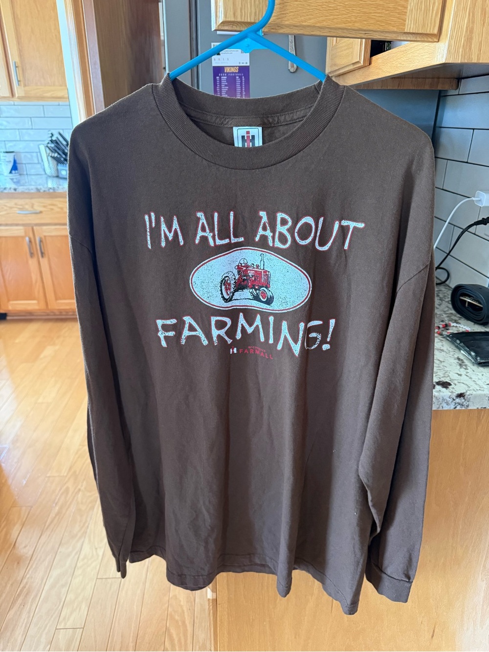 International Harvester Agriculture Graphic Long Sleeve Shirt XL Brown/Red/White